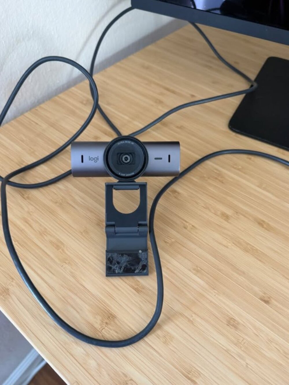 Logitech MX Brio 4K Webcam — Graphite